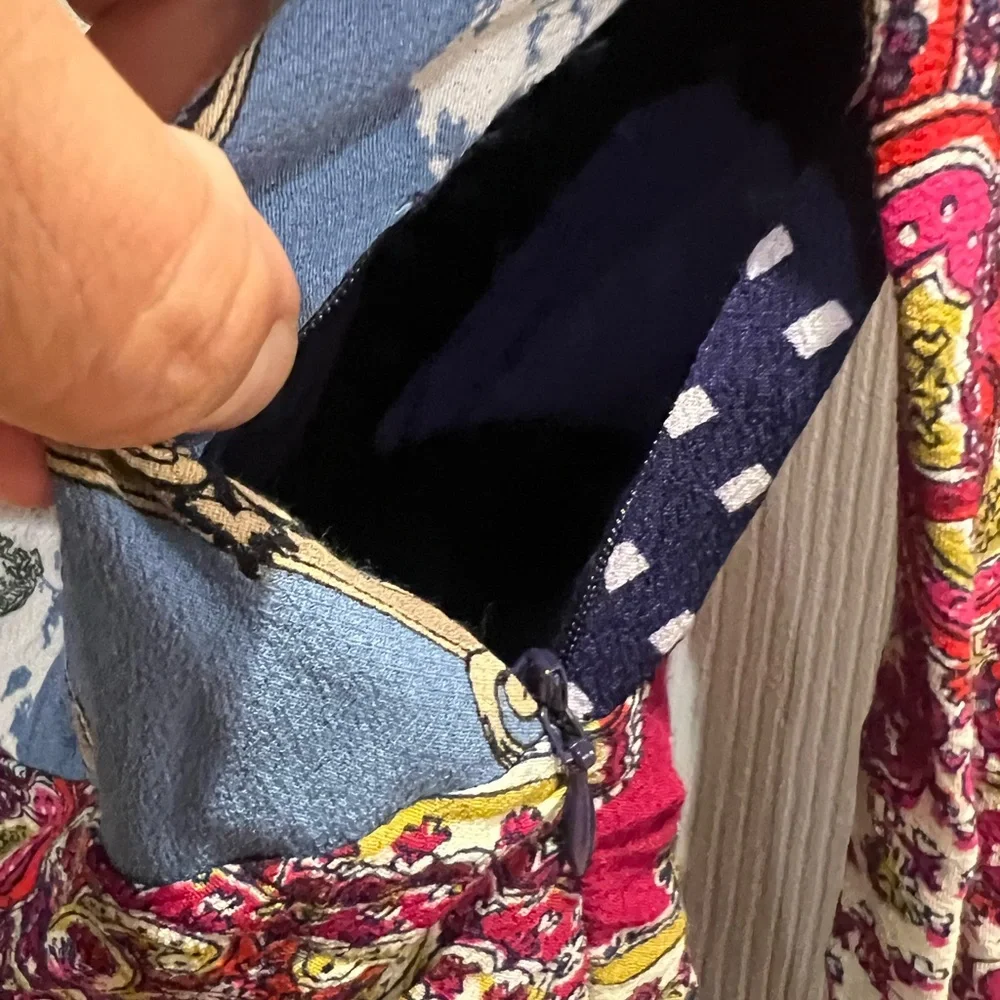 Moulinette Soeurs Long Sleeve Dress, Blue and Red Patterns zipper in the side - Picture 11 of 11